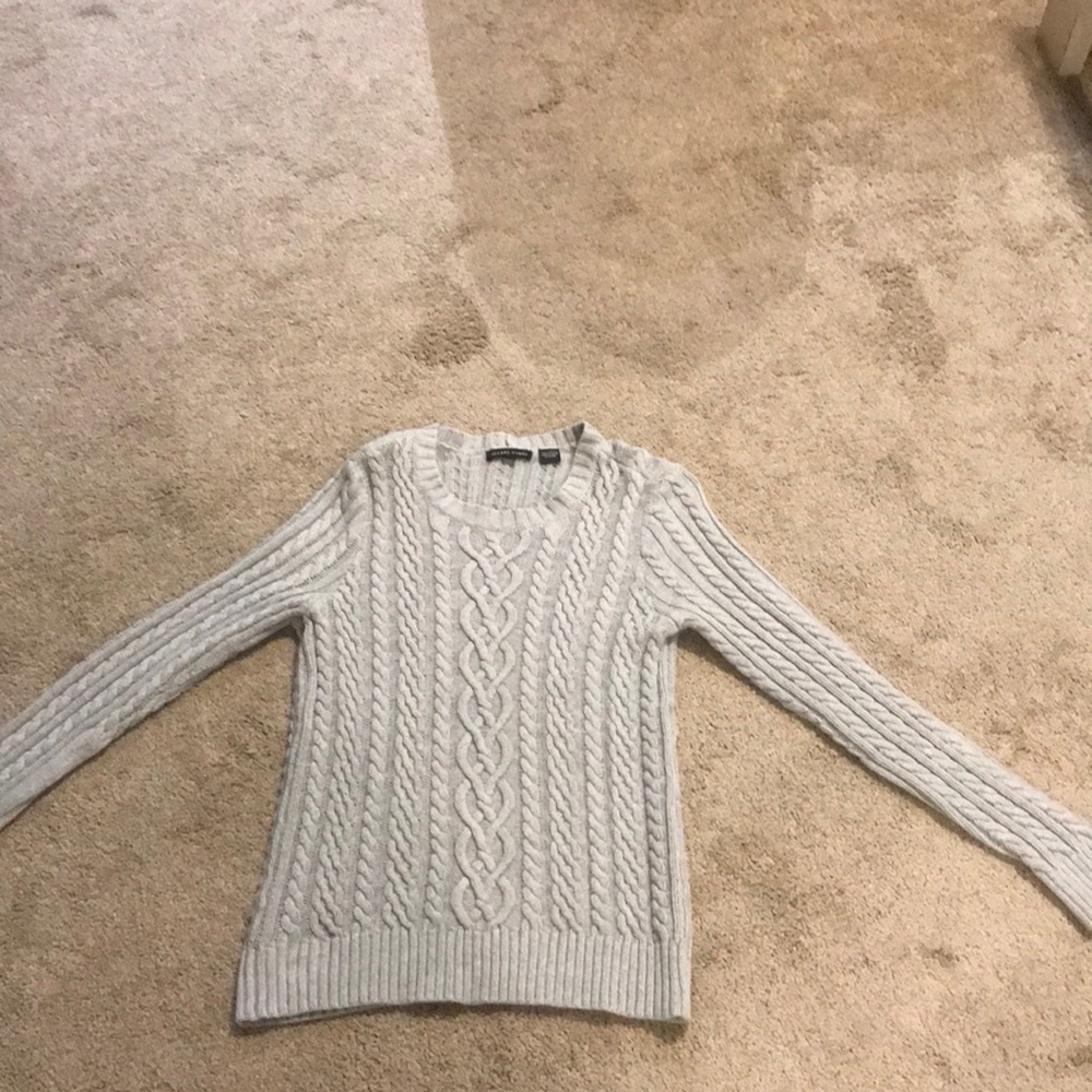 Gray sweater